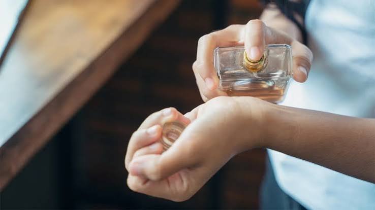 Can Perfume Cause a Skin Rash? Causes & Relief