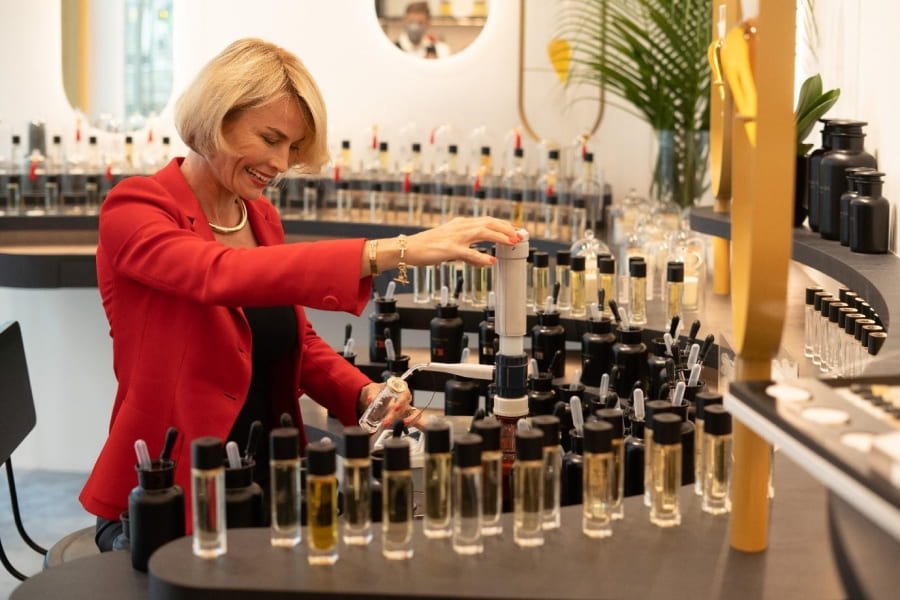 How to Become a Perfumer: Step-by-Step Guide