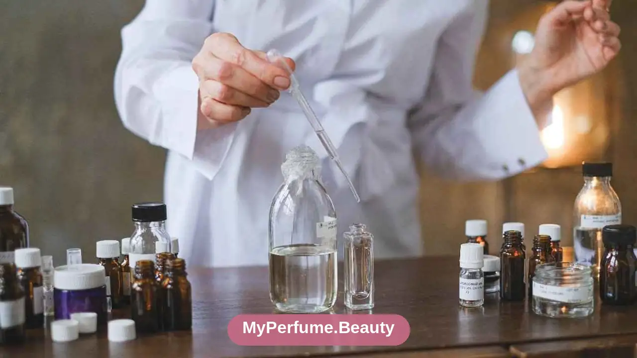 What Do Aldehydes Smell Like in Perfume?